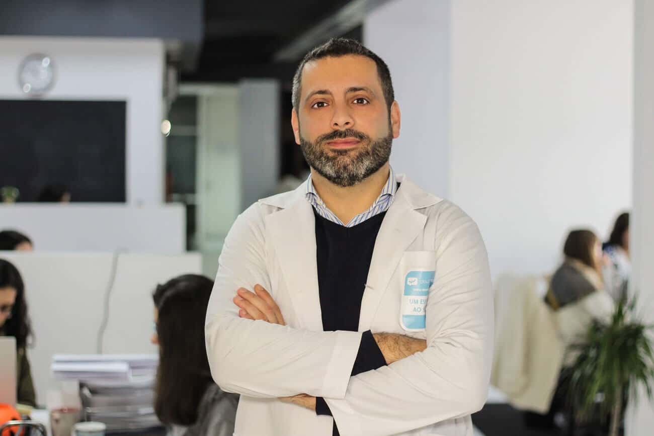 Conheça o Diretor Comercial Cláudio Santos