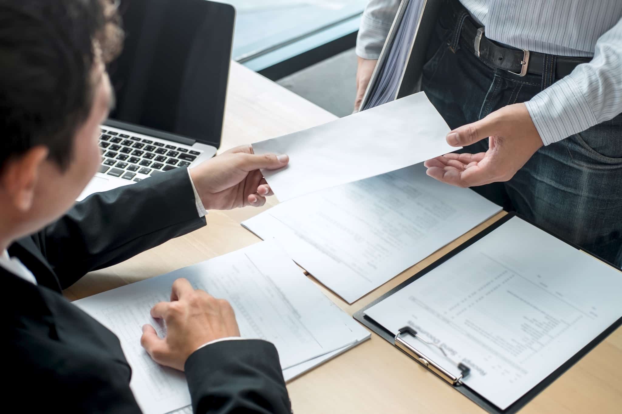 empregador a receber uma carta do colaborador