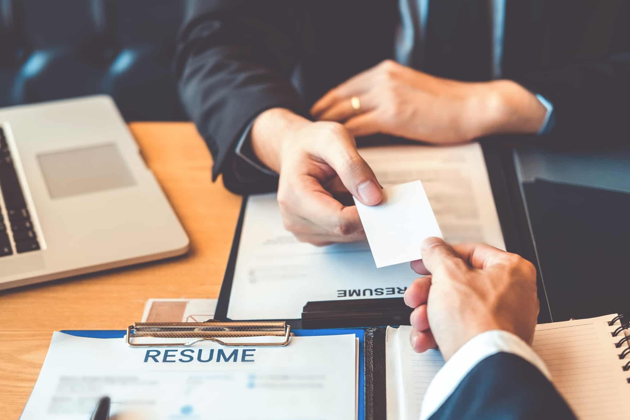 reunião entre a empresa e o trabalhador
